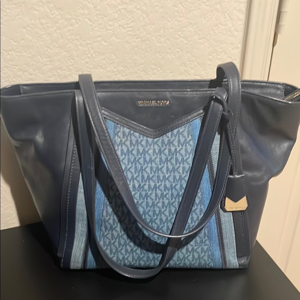 Michael Kors Navy and Light Blue Tote